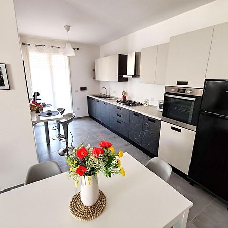 Apartament La Dama Di Loto Lecce Zewnętrze zdjęcie